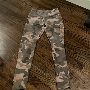 camo legging super comfortable